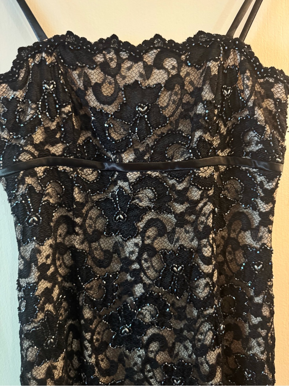 2000s vintage Basix II Black Lace Spaghetti-Strap beaded Evening Dress Size 6 - Picture 3 of 4